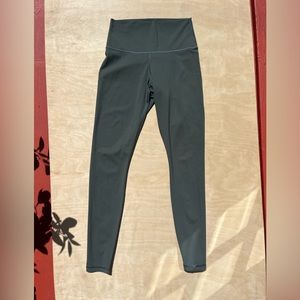 Everlane Perform Legging